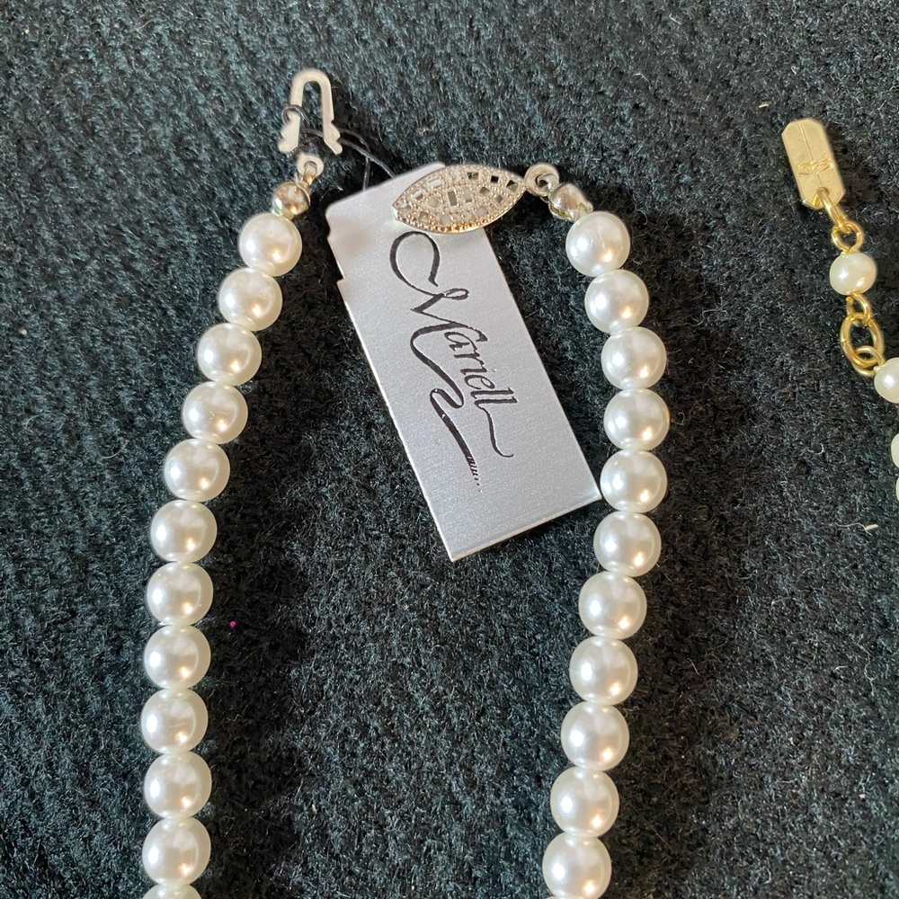 Elegant White Pearl Necklace by Marsell Bundle